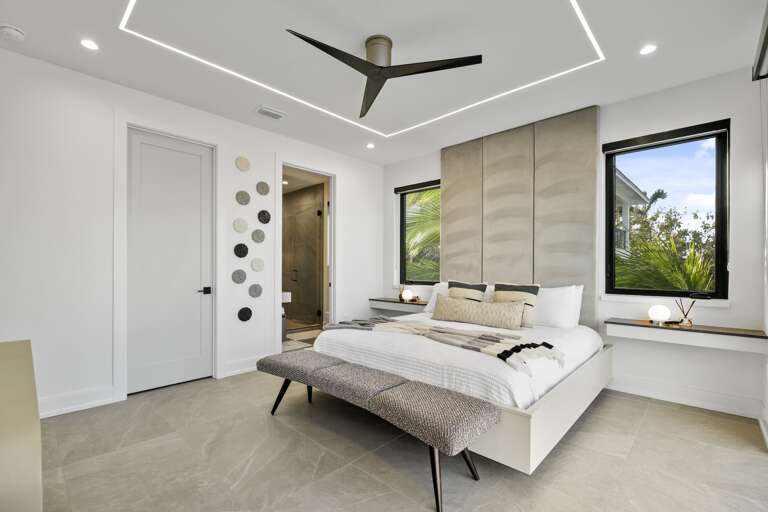 Secondary Bedroom, King