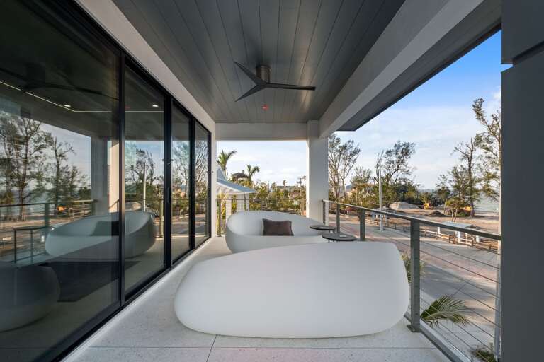 Balcony, Lounge Area