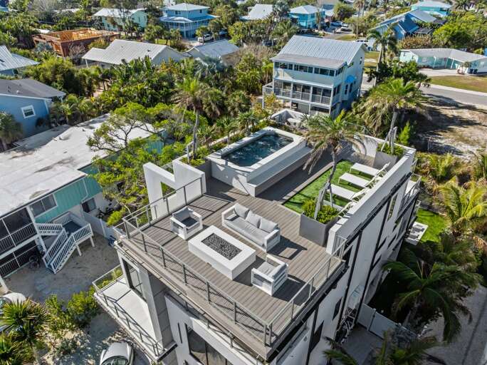 Rooftop Deck