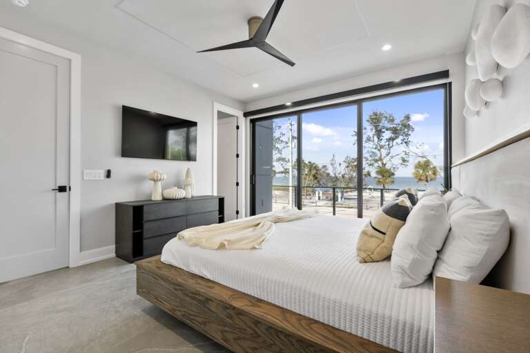 Primary Bedroom, King