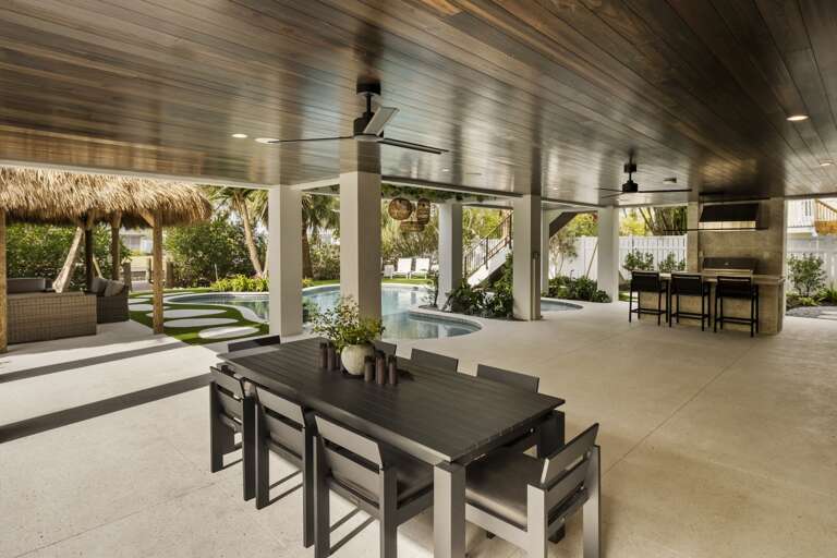 OutdoorDining