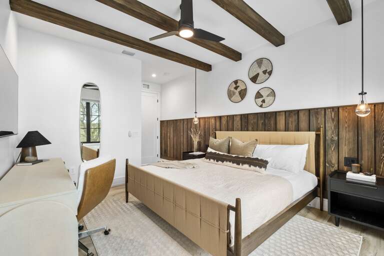 Sixth Bedroom, King