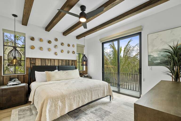 Fifth Bedroom, King