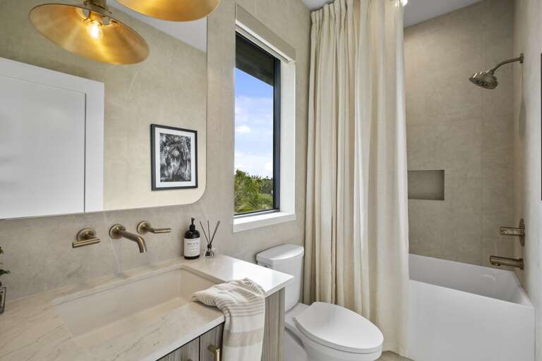Third Bedroom, Ensuite