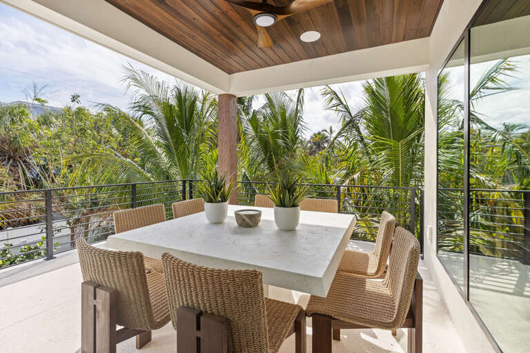 Outdoor Dining Area
