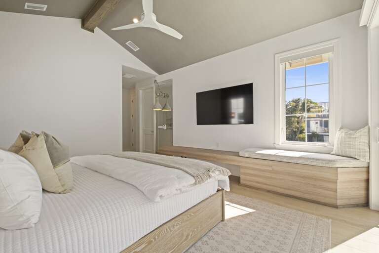 Primary Bedroom, King bed