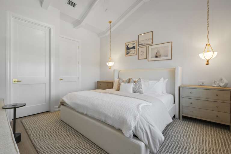 Third Bedroom, King bed