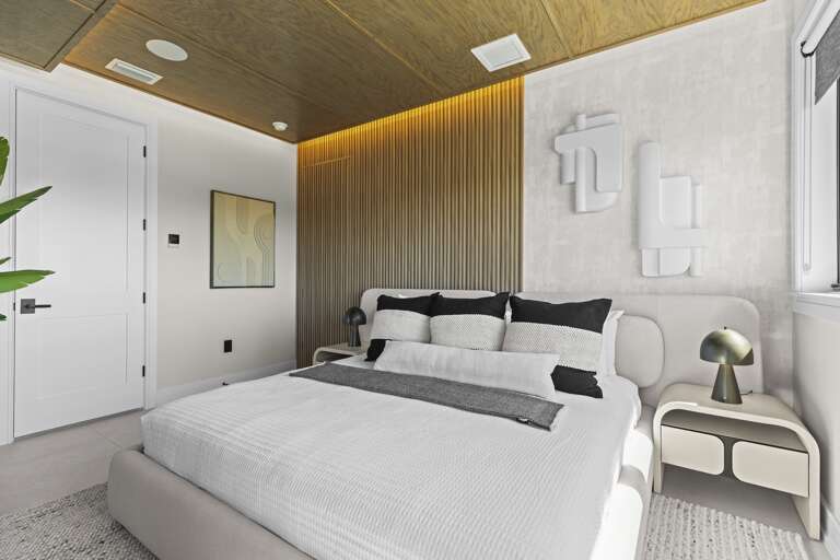 Primary Suite, King bed