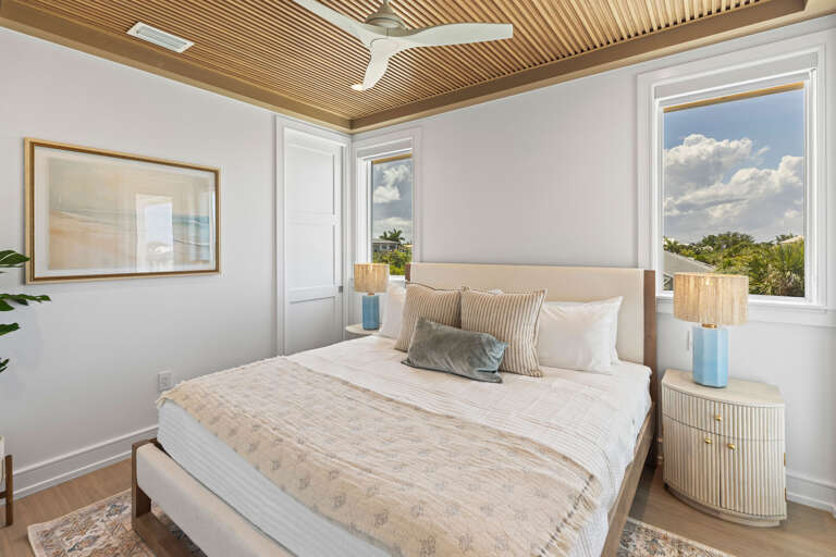 Second Bedroom, King bed