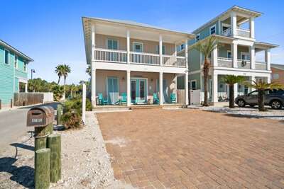 ISLAND TIME LARGE PRIVATE POOL LUXURY SUPER CLOSE BEACH ACCESS
