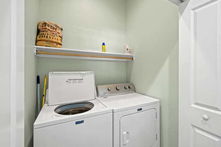1st floor washer / dryer