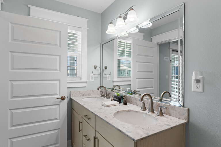 full bath for queen 3rd floor