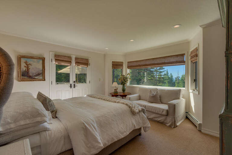 Bedroom #1 Primary Suite - King - Floor 2