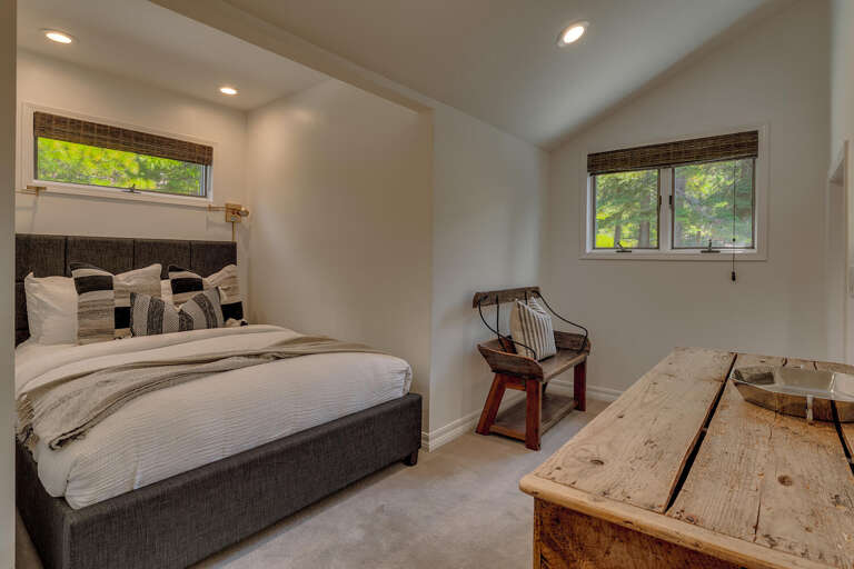 Bedroom #4 Queen Bed - Floor 3