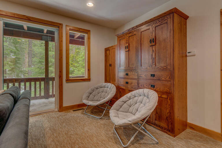 Murphy Bed - Floor 1