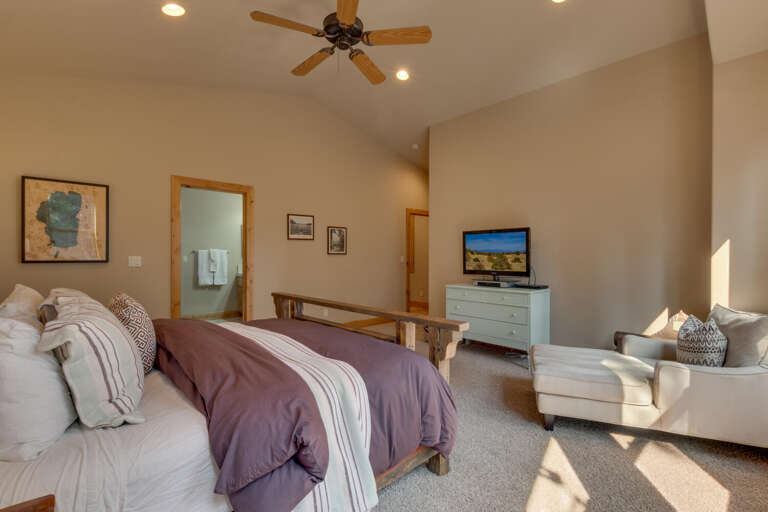 Primary Suite - Floor 2