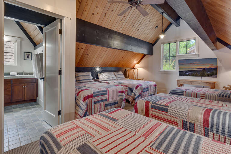 Bedroom #5 Suite with Two Double Beds and Three Twins - Floor 2