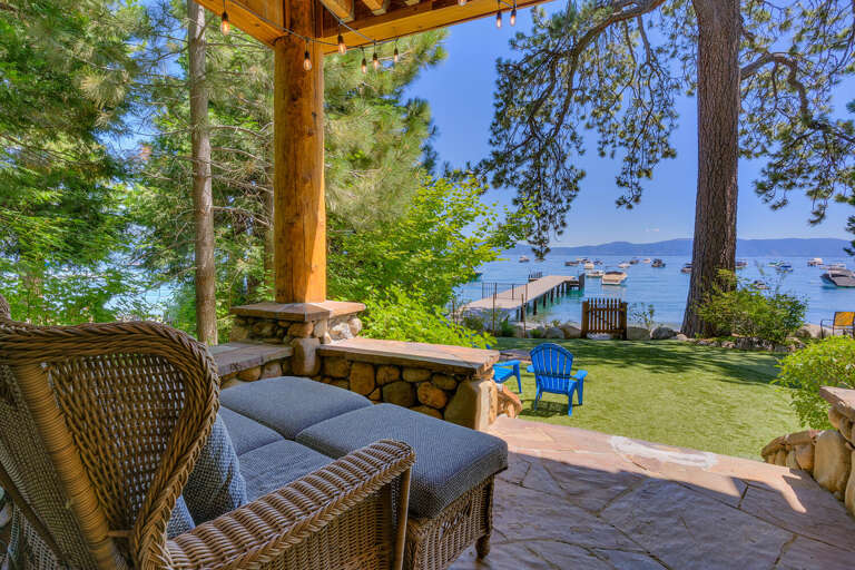 Kindly Note: Neighbor's Pier is Private Kindly Note: Neighbor's Pier is Private