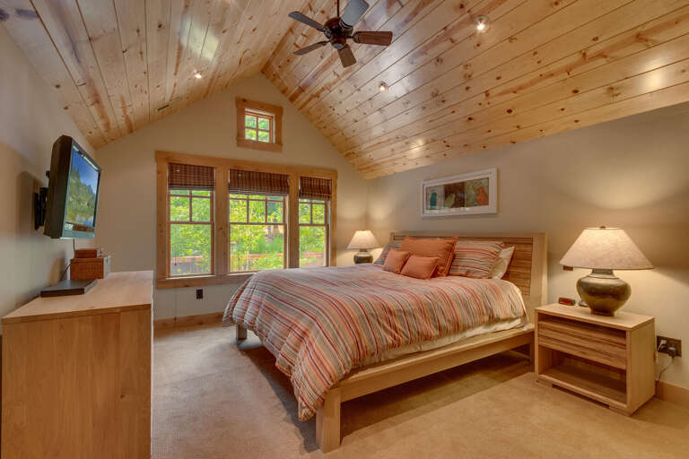 Bedroom #1 Primary Suite - King - Floor 2