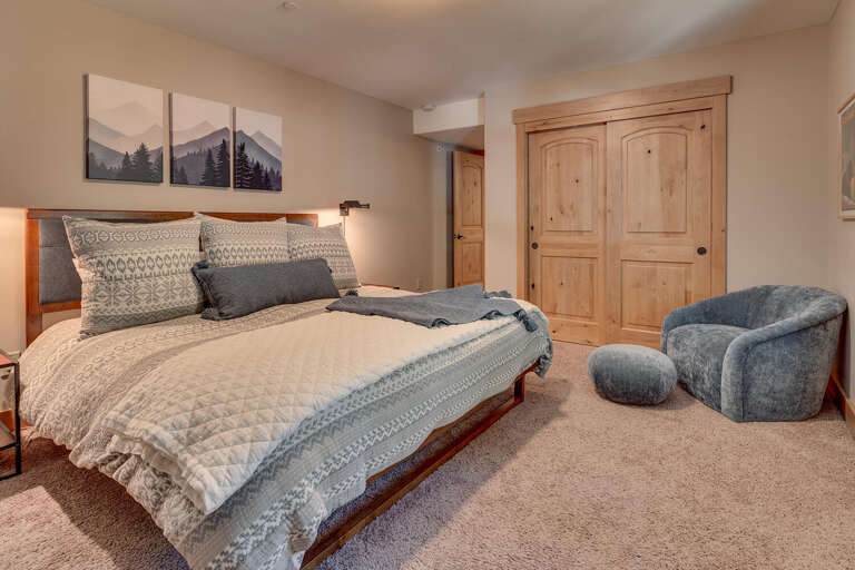 Bedroom #3 King Suite - Floor 1