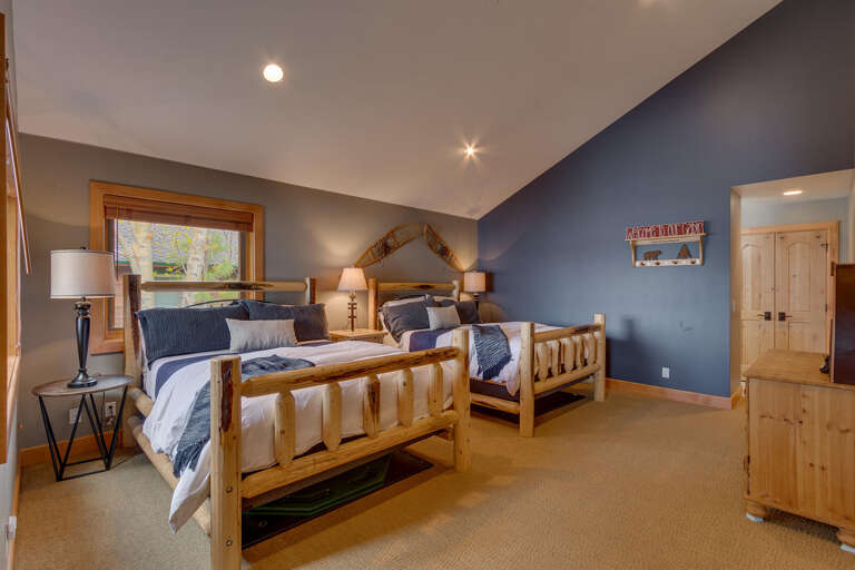 Twin Bunk Beds & Two Queens - Floor 2 Twin Bunk Beds & Two Queens - Floor 2
