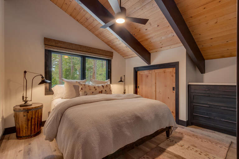 King Suite - Floor 2