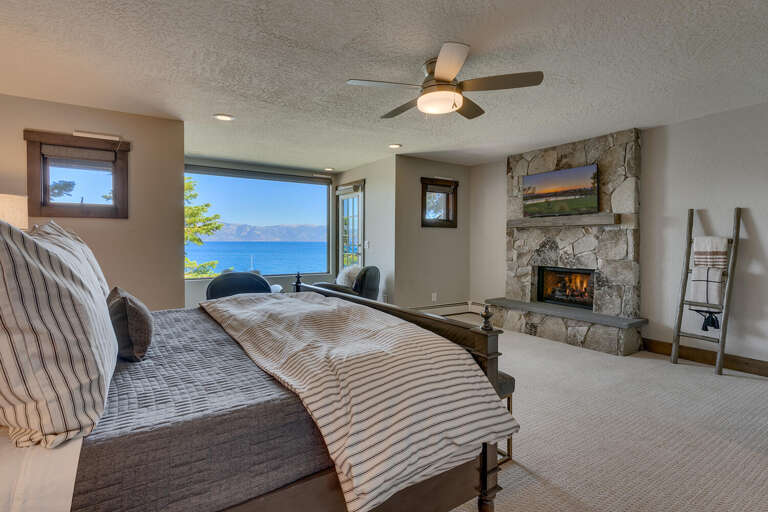 Bedroom #1 Primary Suite - King - Floor 2