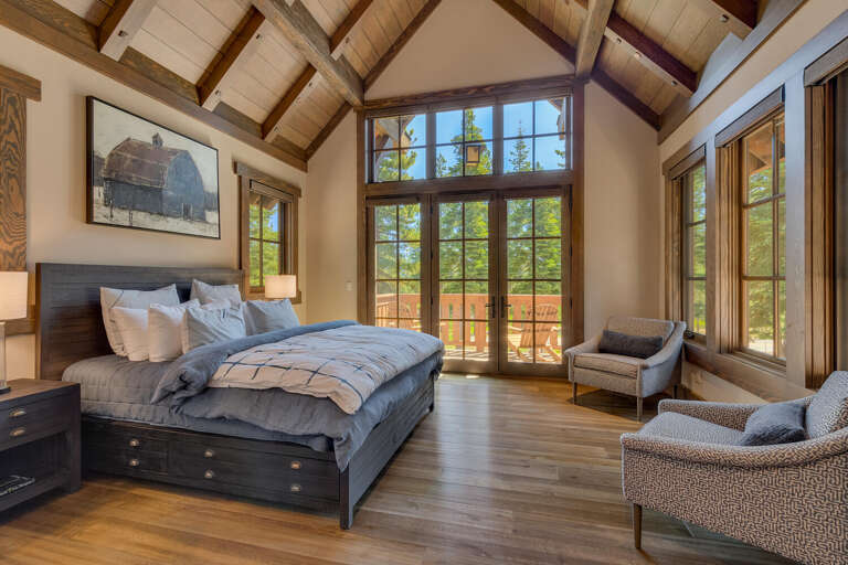 Primary Suite - King - Floor 1, Entry