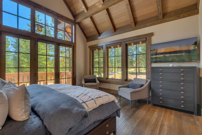 Primary Suite - King - Floor 1, Entry