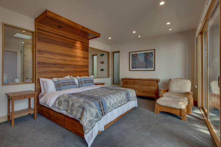 Primary Suite - King - Floor 1