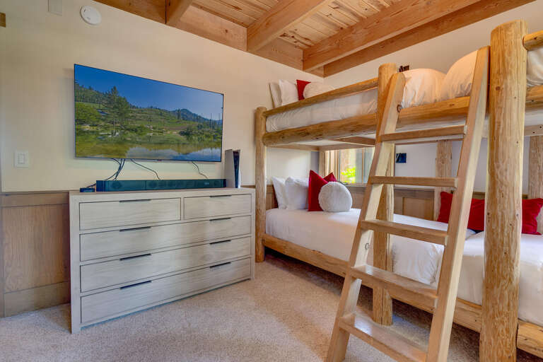 Bedroom #2 Two Twin / Twin Bunk Beds - Floor 1, Entry Level