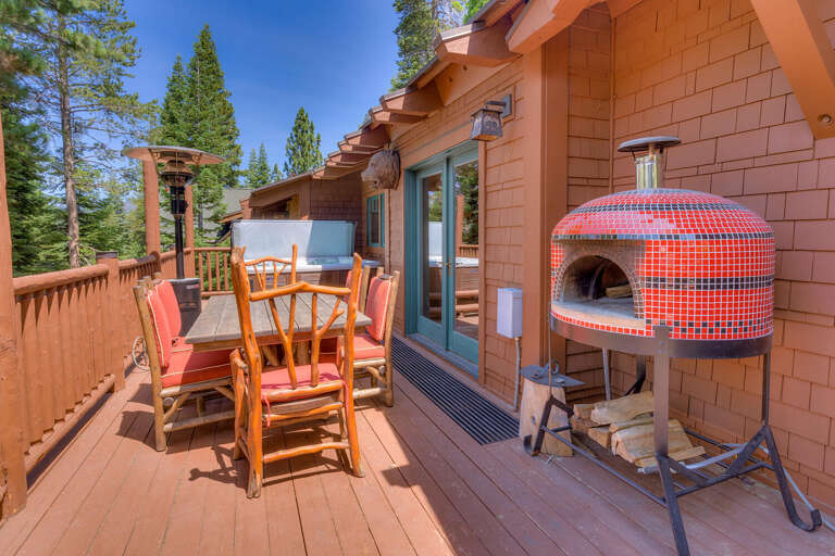 Sorry, wood burning pizza oven is for owner use only