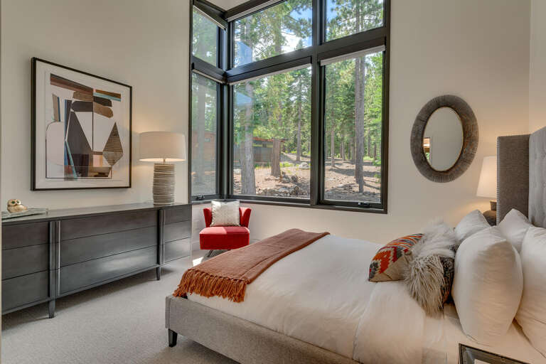 Bedroom #3 Queen Suite - Floor 2