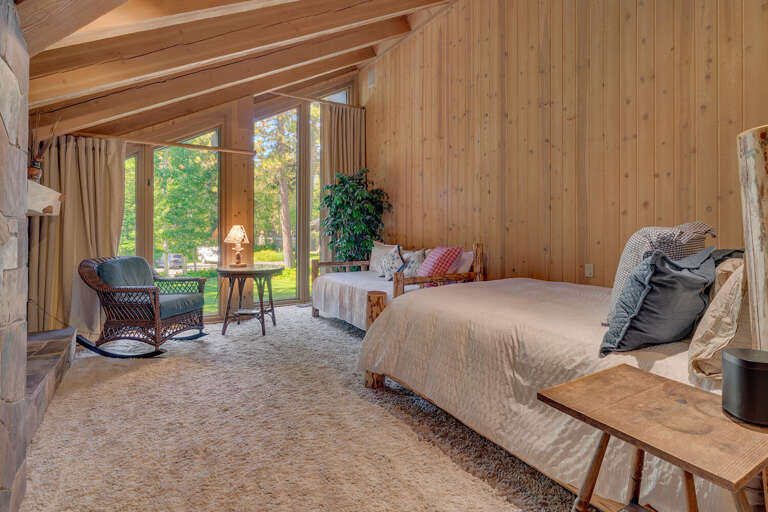 Bedroom #2 Queen and Twin Daybed Bed Suite - Floor 2