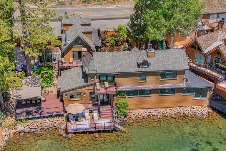 Steeple Cove - Lakefront