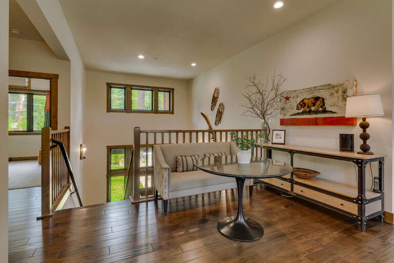 Pineland Family Retreat-large-004-005-Upstairs Landing-1500x1000-72dpi