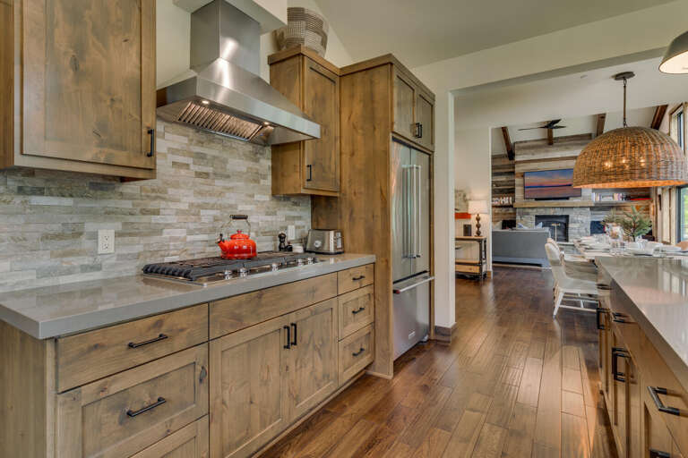 Pineland Family Retreat-large-013-003-Kitchen-1500x1000-72dpi