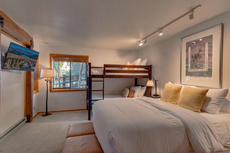 Bedroom #4 Twin / Twin Bunk Bed and Queen Bed - Floor 1