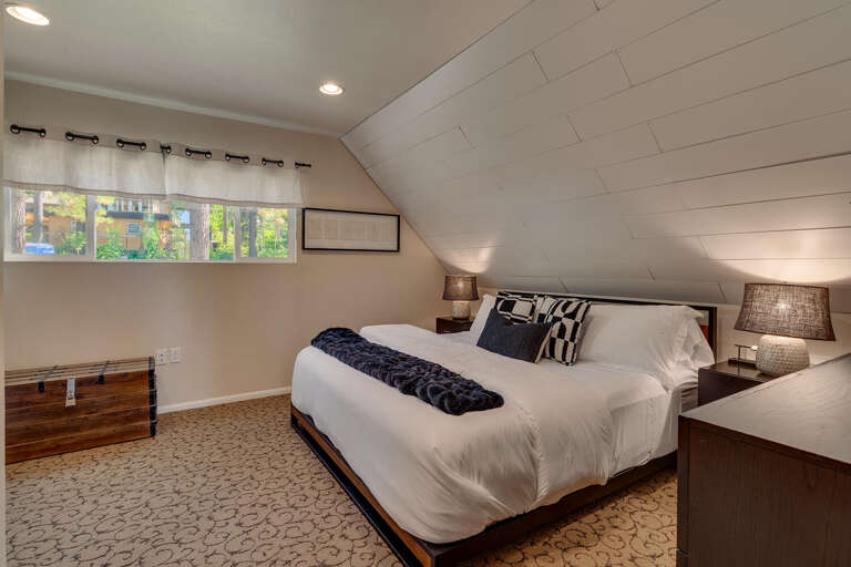 Bedroom #1 Primary Suite - King - Floor 2