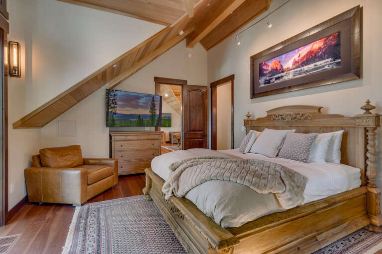 Bedroom #2 King Suite - Floor 3, Entry Level