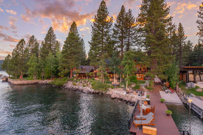 Tewesi Manor - Lakefront