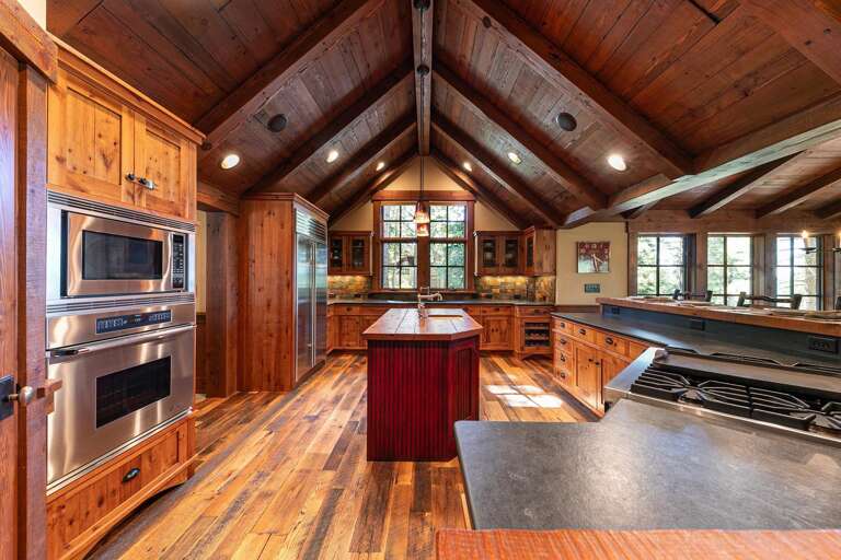 018-049-Interior-1500x1000