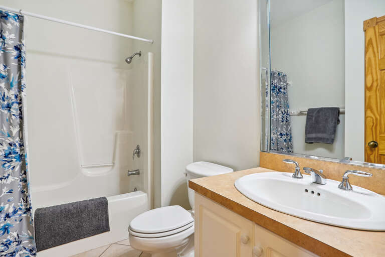Bathroom 4 2024 - Private to Bedroom 3