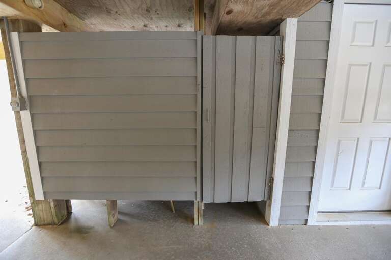 Enclosed Outside Shower 2020