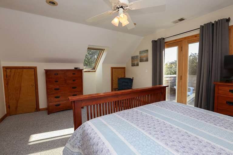 Bedroom 3 2025 - Queen - Level 3