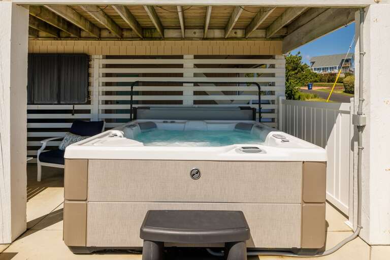 Private Hot Tub 2025
