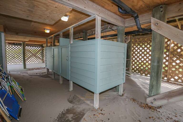 Outside Showers 2022