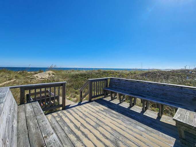 Private Dune Deck 2023