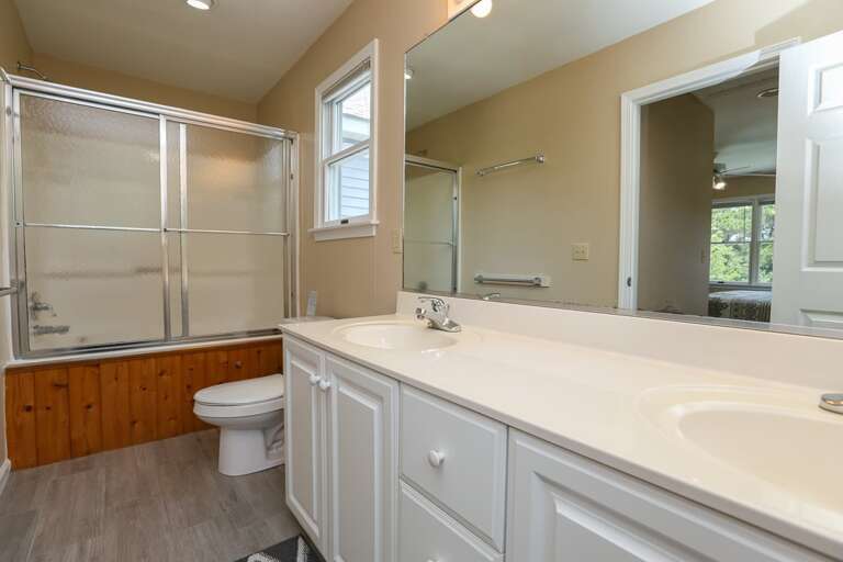 Bathroom 2 2023