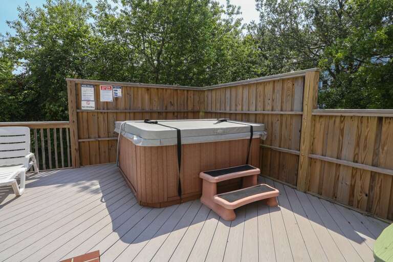 Private Hot Tub 2022